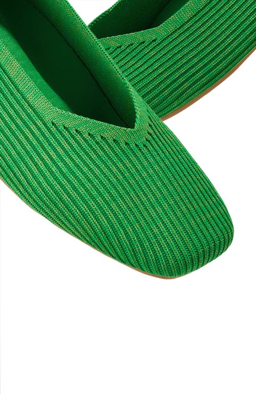 Vivaia Square-toe V-cut Flats