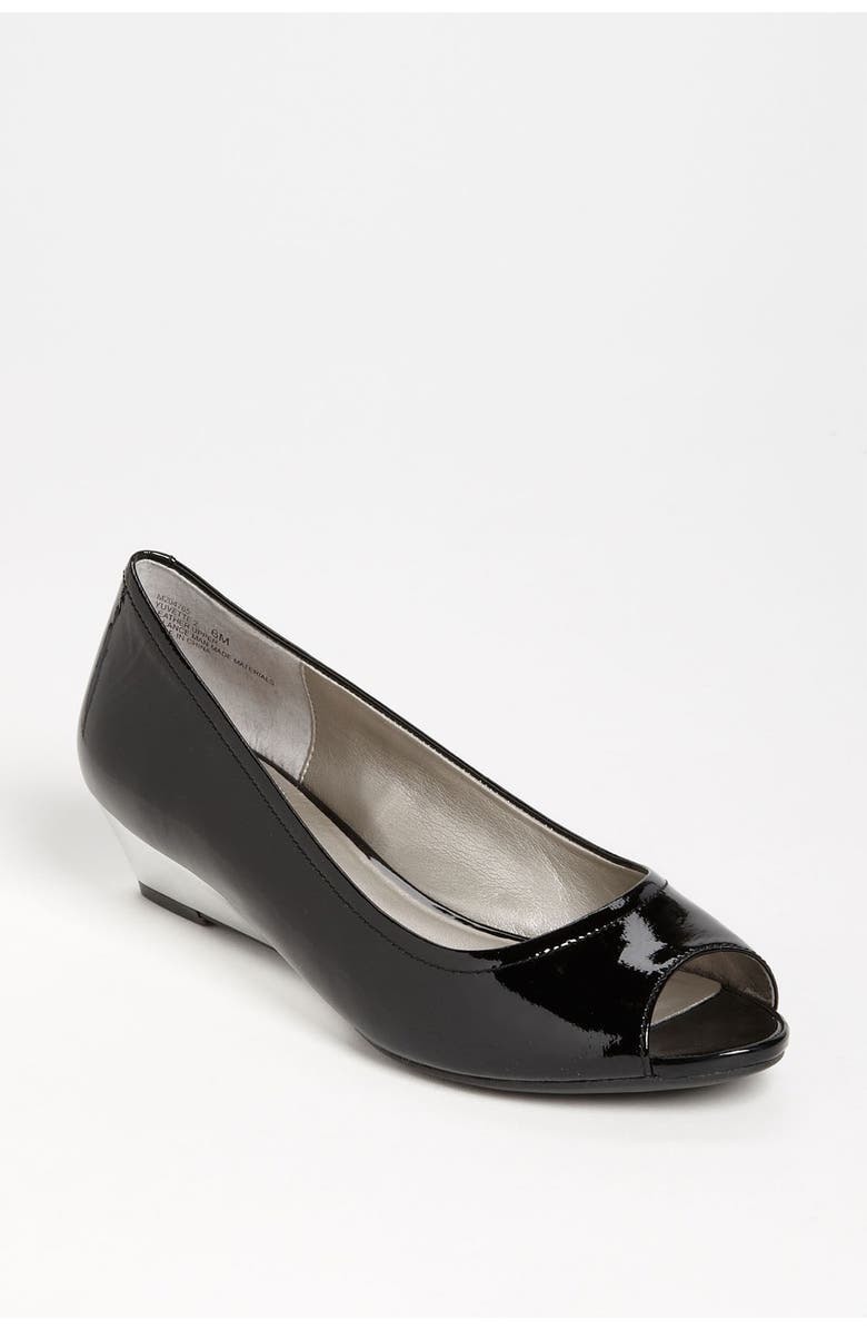 Me Too 'Yuvette' Pump, Main, color,