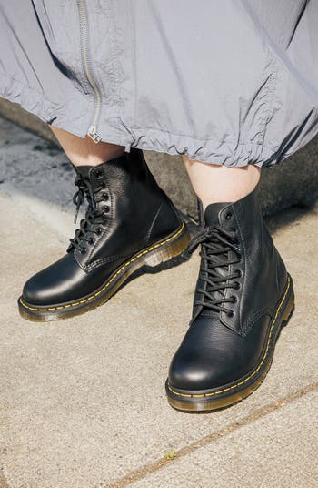 ミドルブーツ DR.MARTENS Women Boots 1460PASCALBLACK Black 1460 Pascal Virginia leather boots in Black | Dr. Martens
