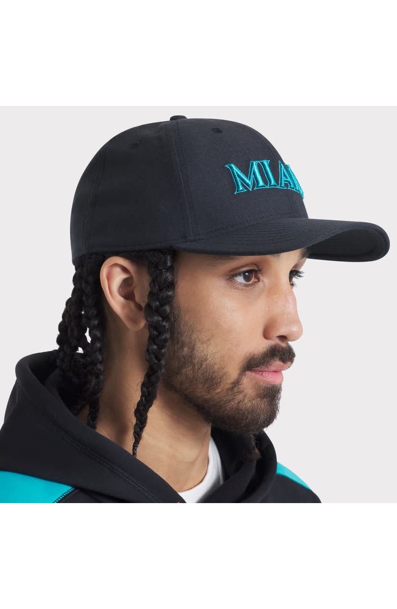 Nike Men's Nike Black Miami Marlins 2025 City Connect Performance Swoosh Flex Hat, Main, color, Black