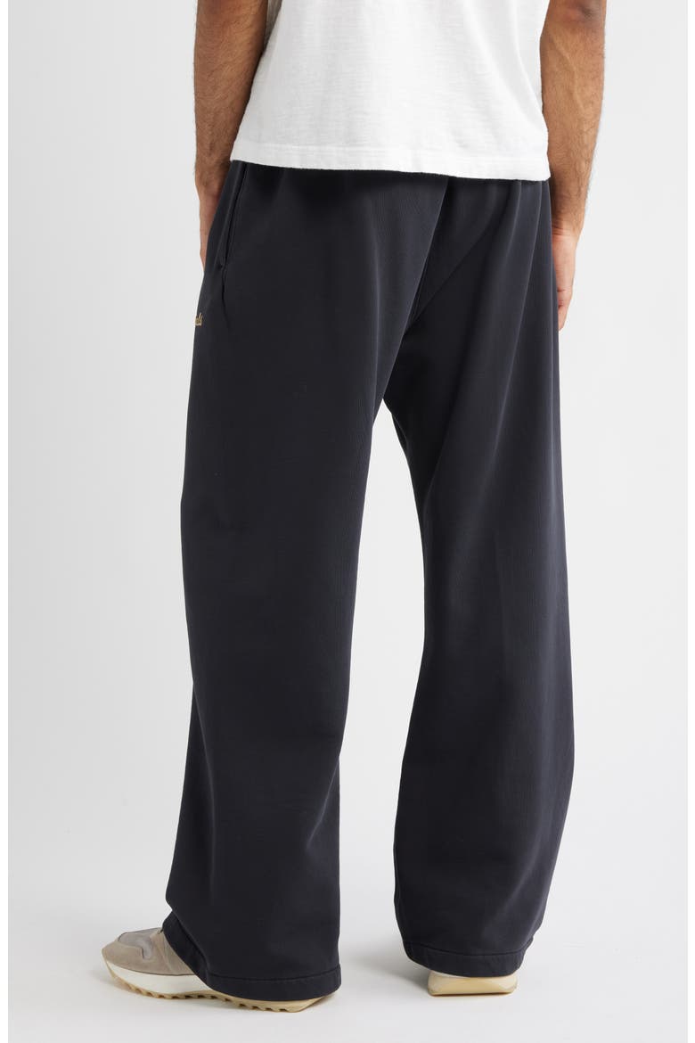 Classic Fit Training Logo Flare Leg Sweatpants, Alternate, color, CONCRETE/DARK CONCRETE HEATHER