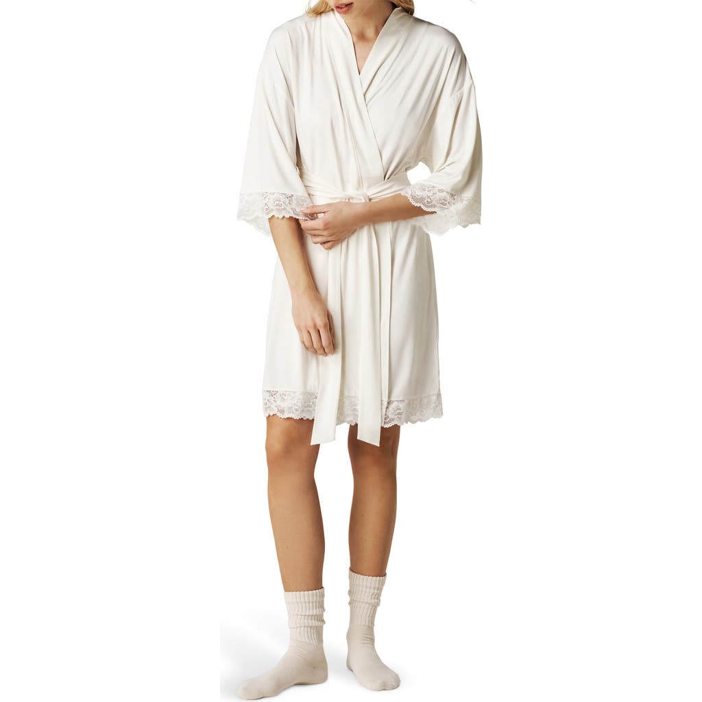 Posh Peanut Lace Trim Robe In Red