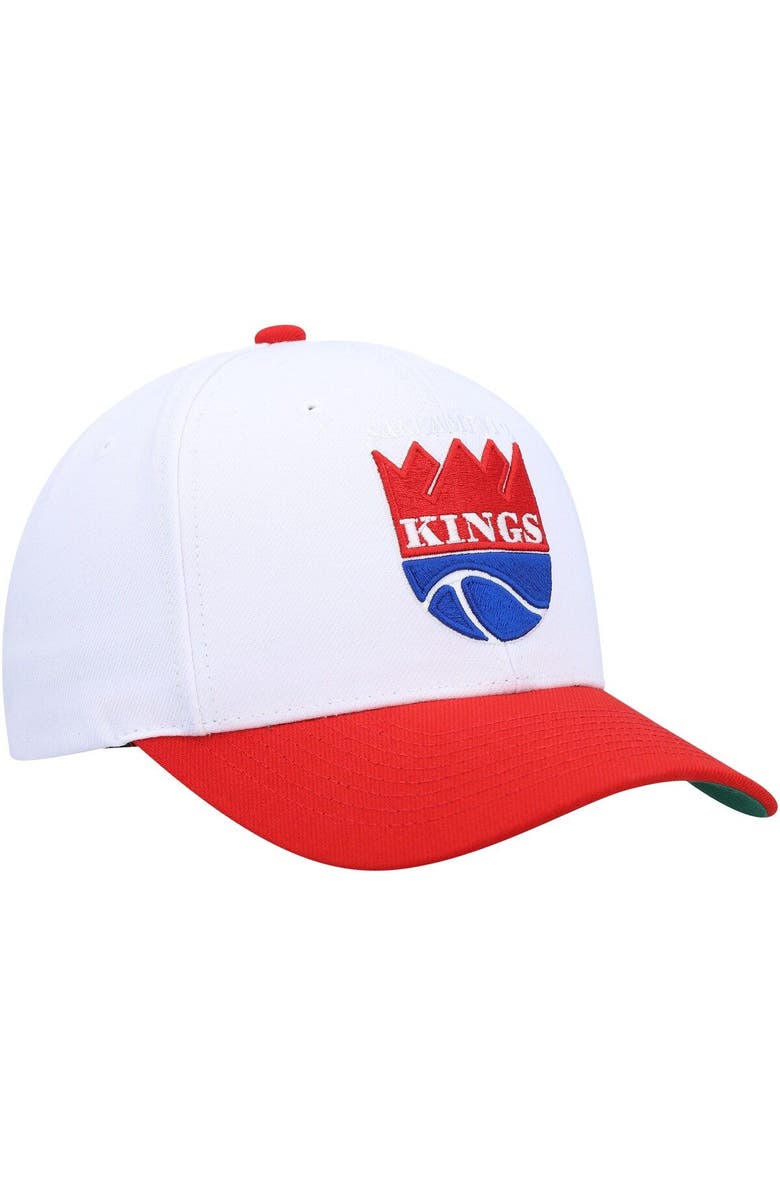 Mitchell & Ness Men's Mitchell & Ness White/Red Sacramento Kings Hardwood Classics Core 2-Tone 2.0 Pro Snapback Hat, Alternate, color, 