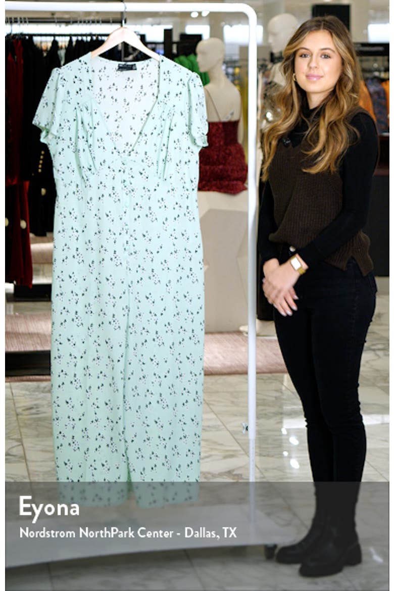 Curve Floral Print Plunge Neck Jumpsuit video