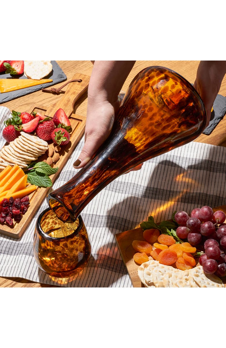 TWINE Segunda Vida Tortuga Recycled Wine Decanter, Alternate, color, Brown