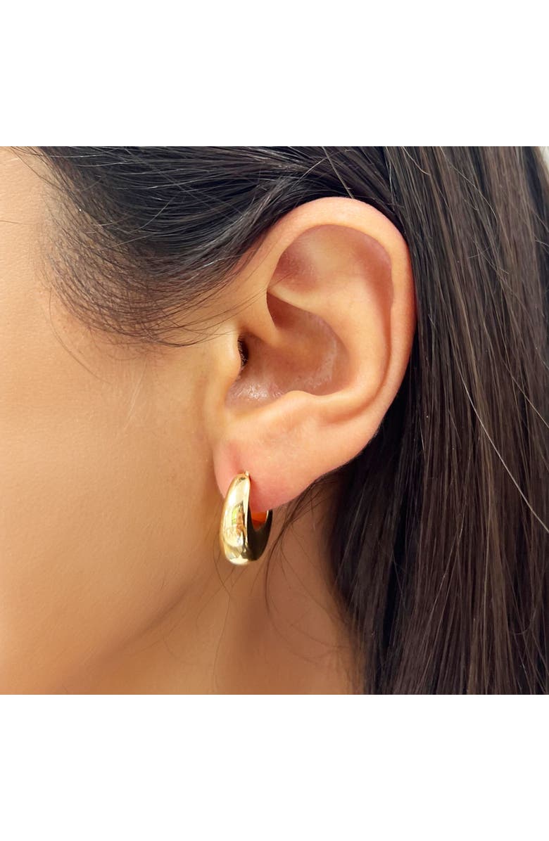 The Lovery Fine Jewelry Large Saddle Hoop Earrings, Alternate, color, Yellow Gold