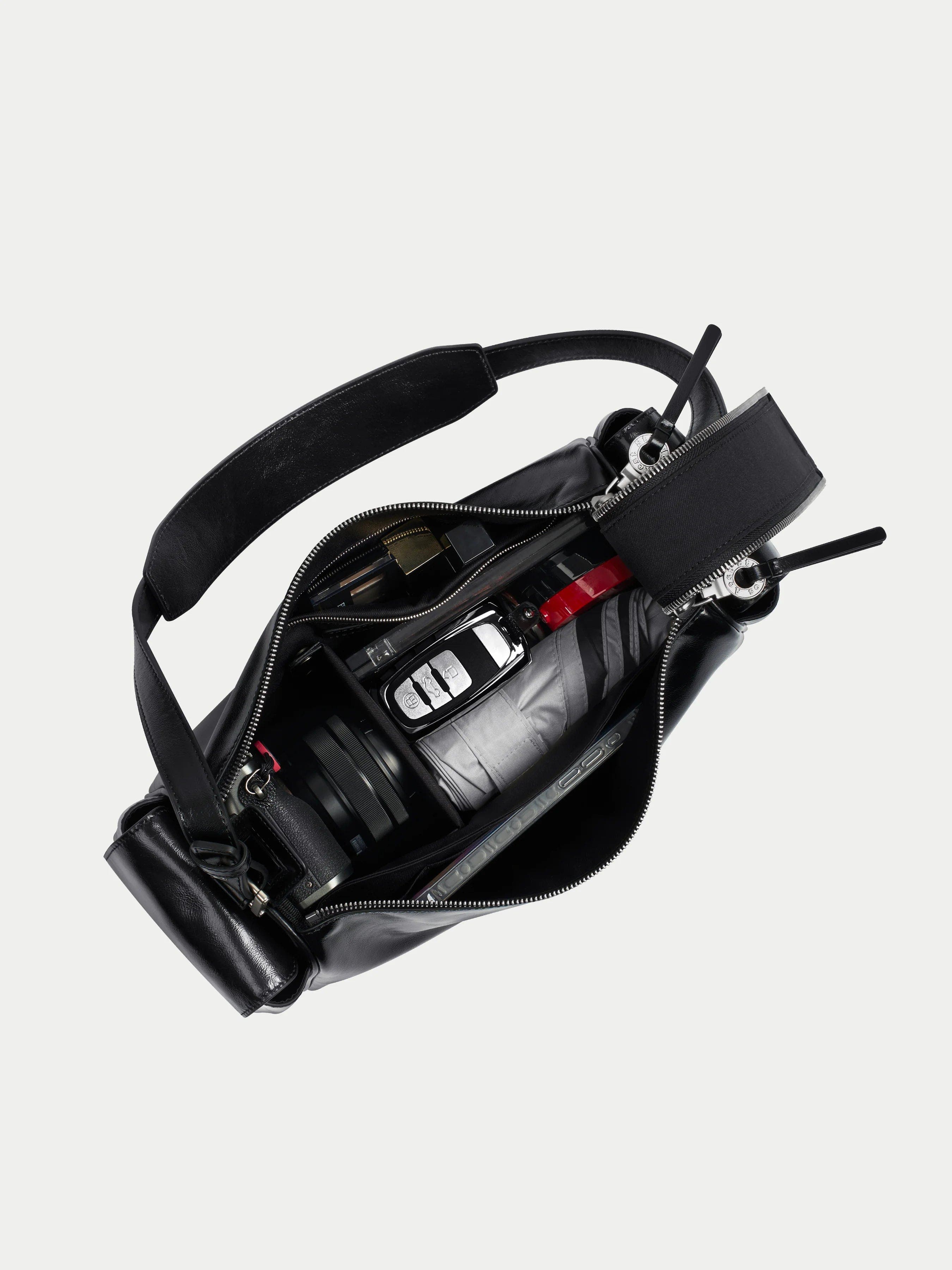 Aest Studios Capture Medium Sling Bag, Alternate, color, Black