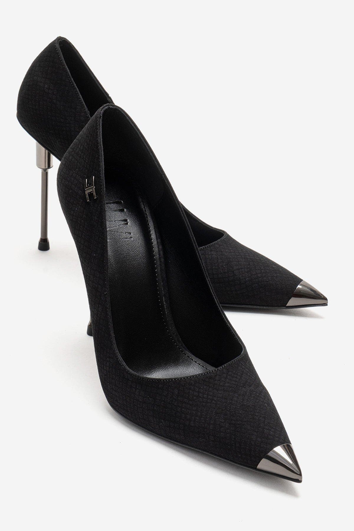 Carlas Stiletto Pump - image 4