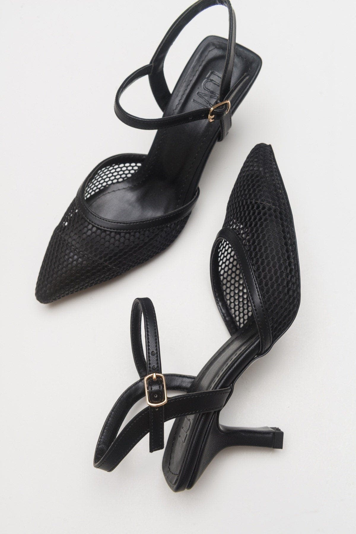 Chic Mesh Pointed Toe Pump, Alternate, color, Black