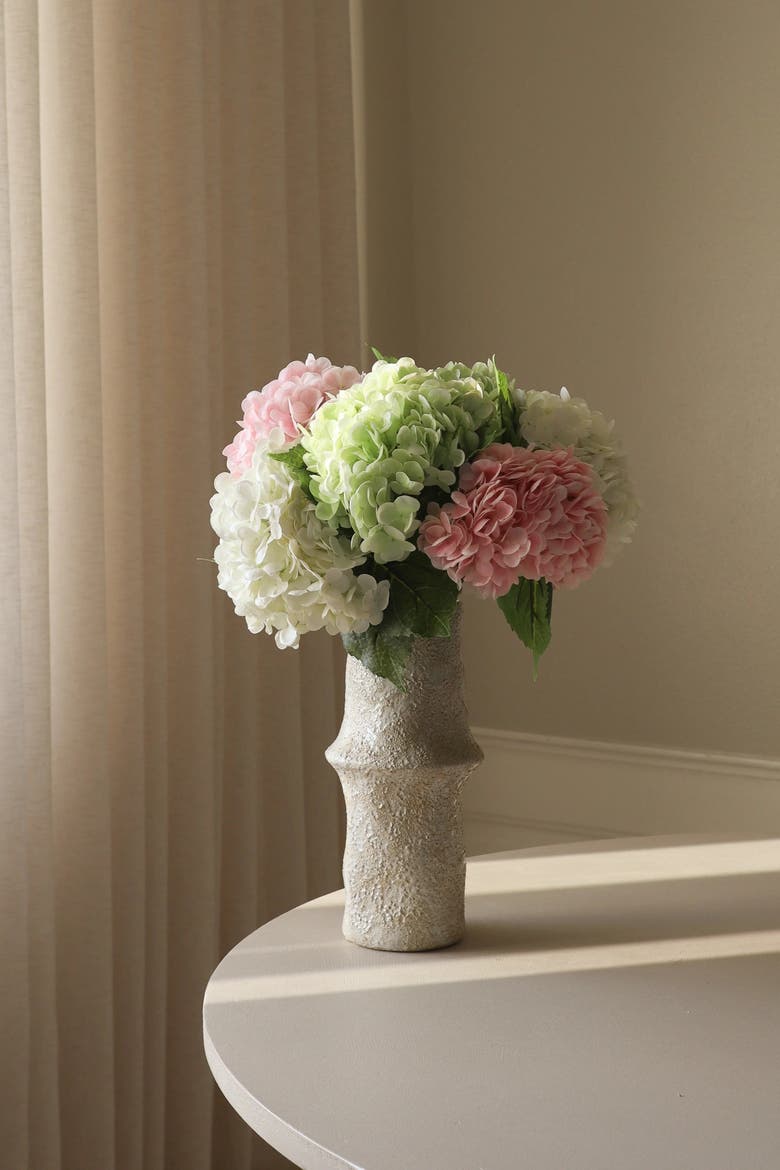 Hydrangea Bouquet, Alternate, color, MultiColor