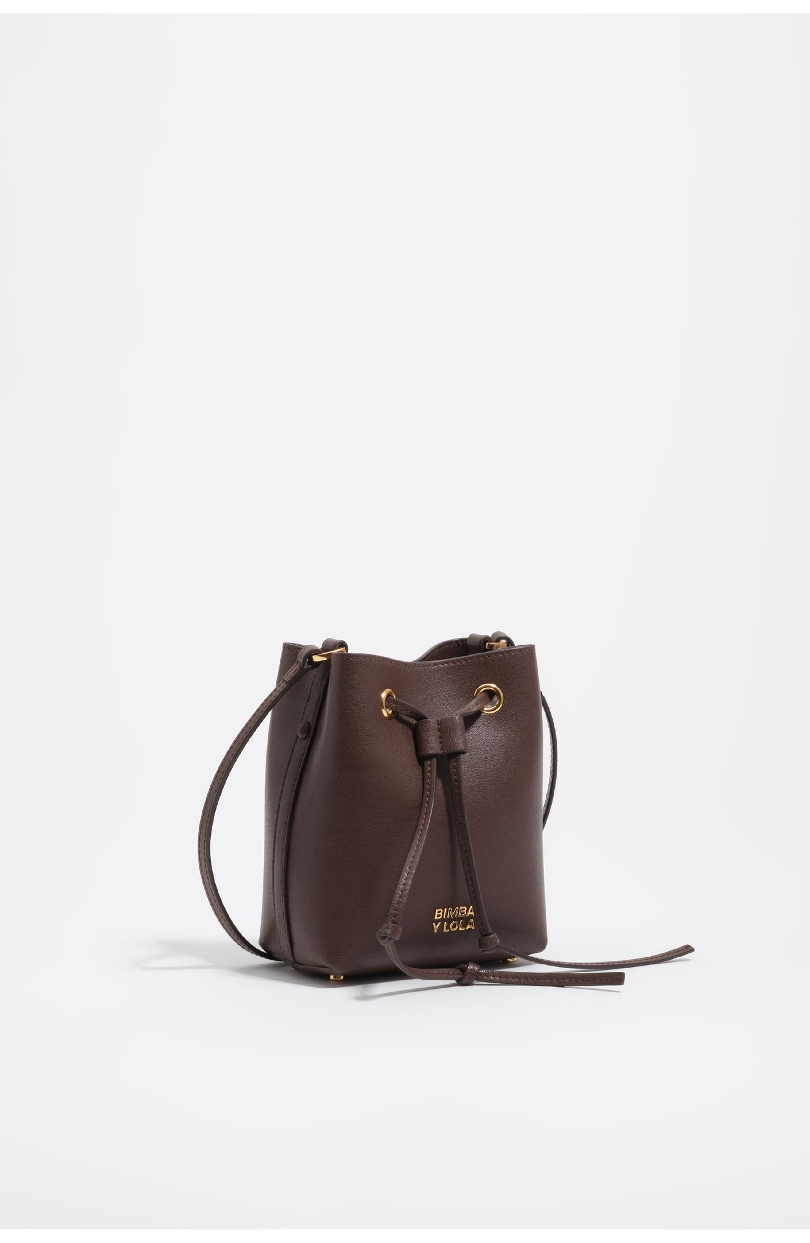 Bimba y Lola Chihuahua Mini Crossbody, Main, color, Chocolate