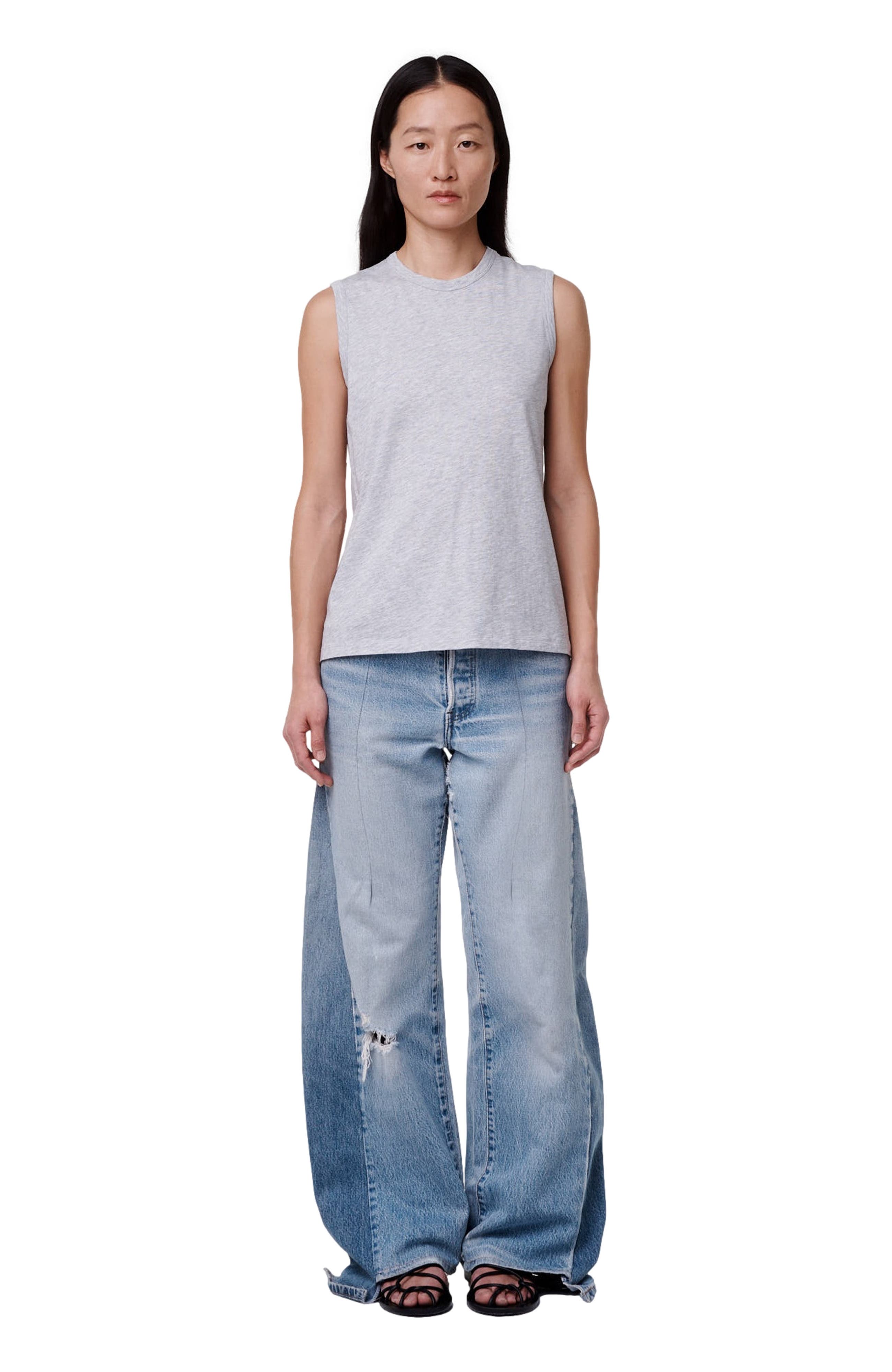 SLEEVELESS TEE - image 2