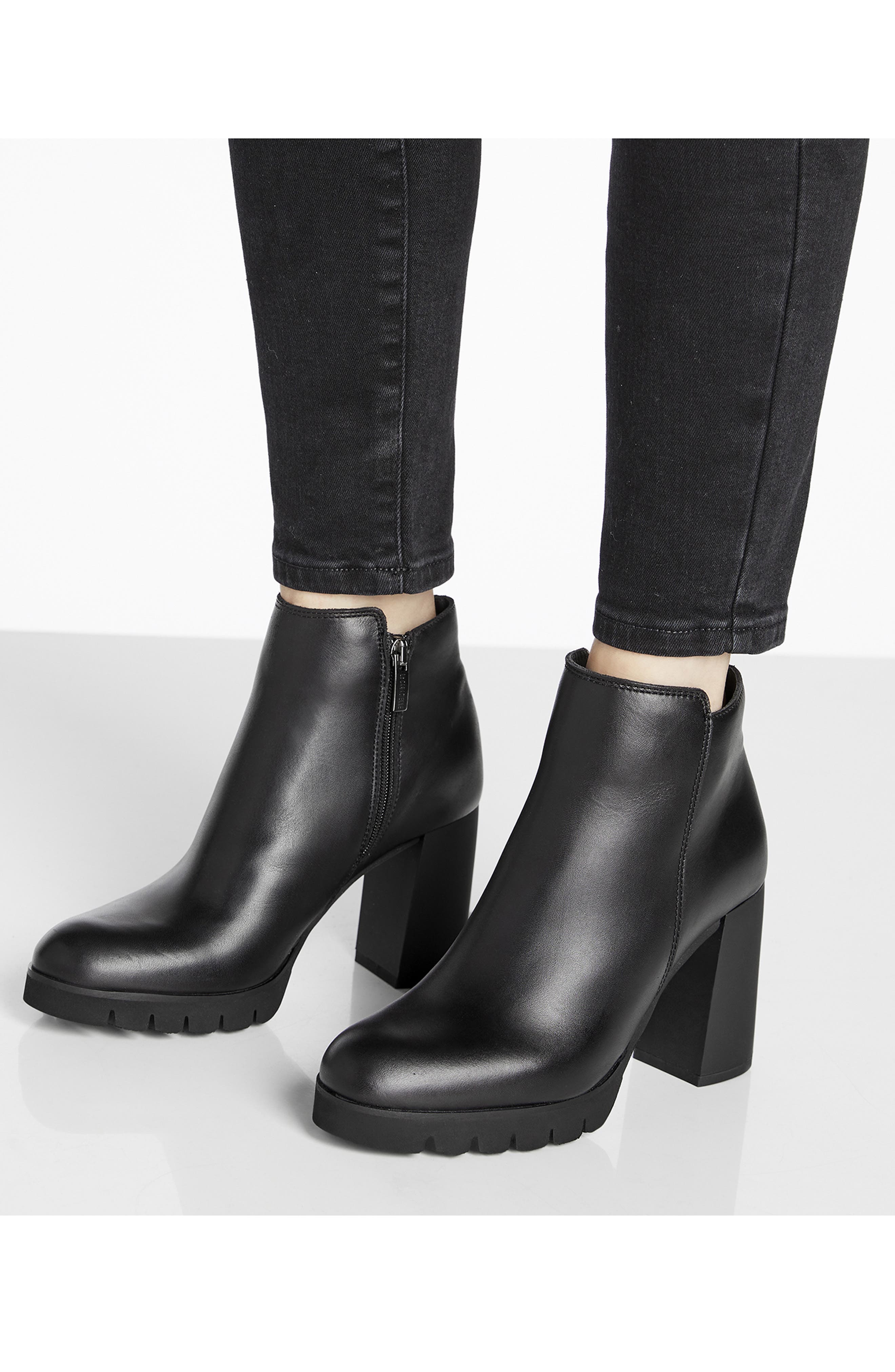 La Canadienne Maya Waterproof Boot, Alternate, color, Black Leather