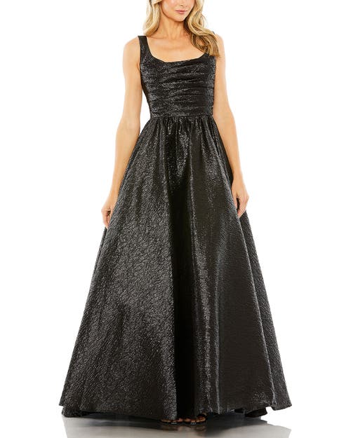 Mac Duggal Metallic Pleated Bodice Ballgown In Black