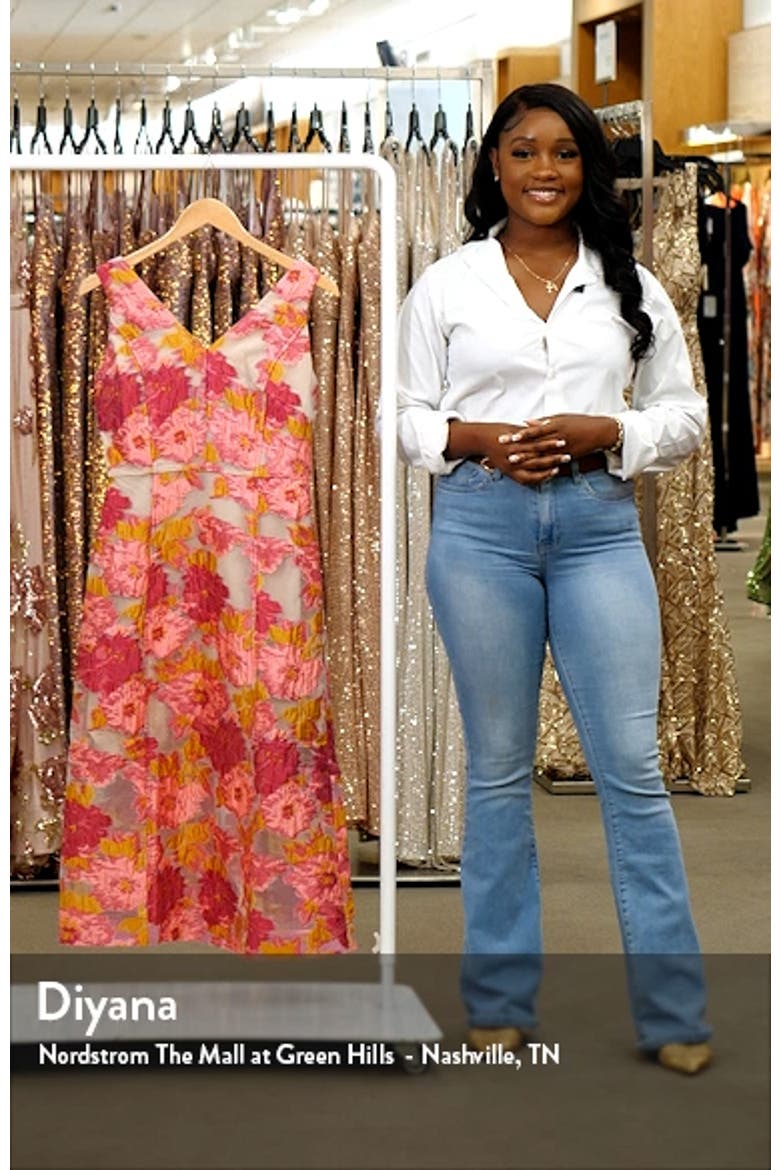 Agnes Floral Jacquard Midi Dress video