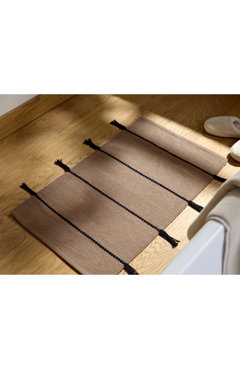 Parachute Tassel Organic Cotton Bath Mat, Alternate, color, Warm Grey And Soft Black