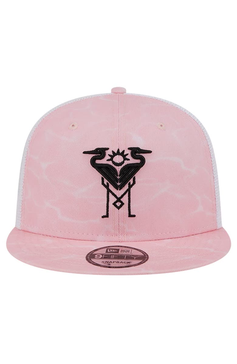 New Era Men's New Era Pink Inter Miami CF Flow 9FIFTY Trucker Snapback Hat, Alternate, color,