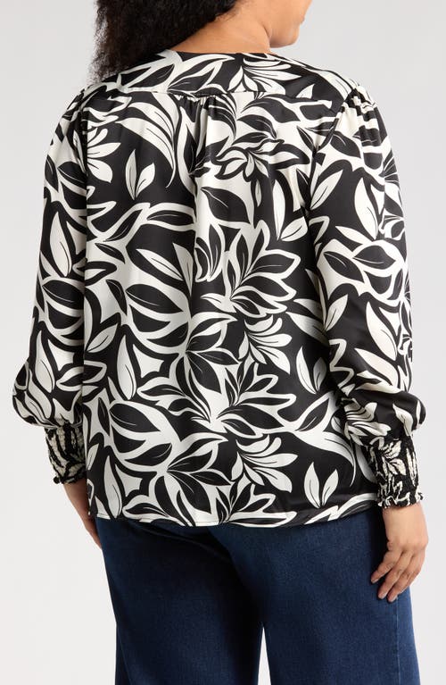 Renee C Balloon Sleeve Popover Top In Black