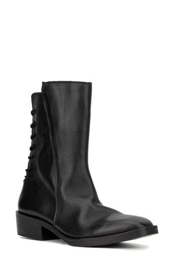 Vintage Foundry Annabell Leather Lace Up Boot In Black