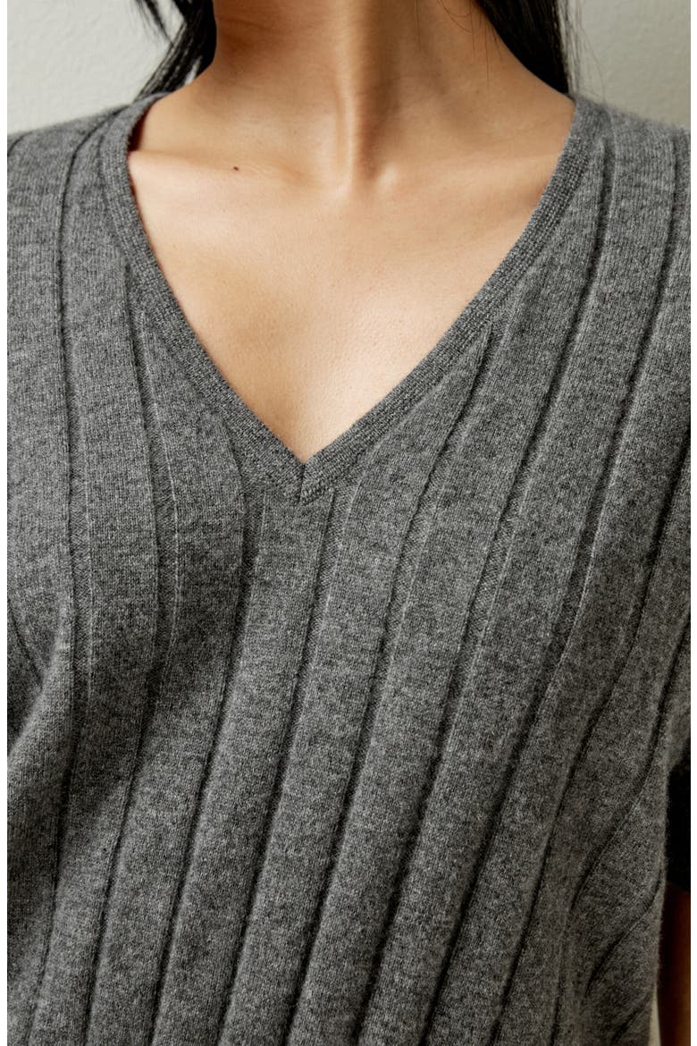 Women's V-Neck Cashmere T-shirt, Alternate, color, Medium Gray
