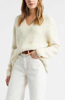 Treasure & Bond Diamond Stitch V-Neck Sweater