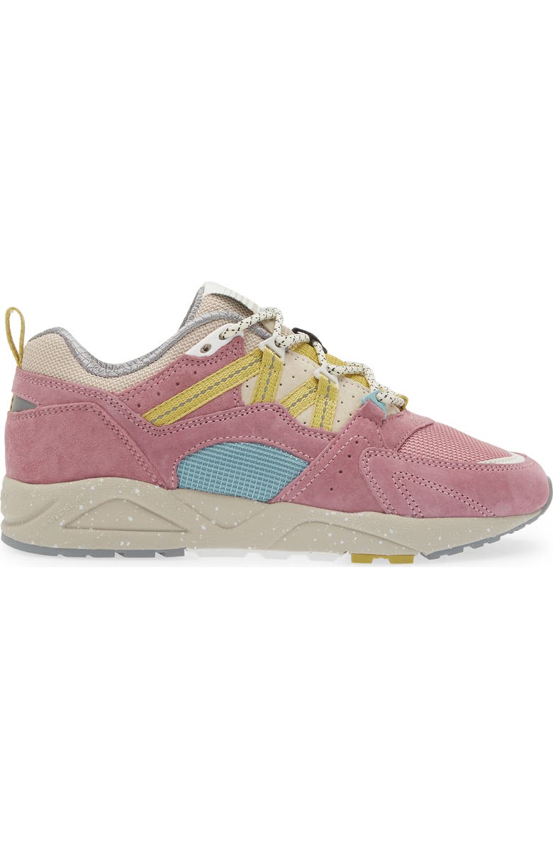 Karhu Gender Inclusive Fusion 2.0 Sneaker, Alternate, color, Lilas/ Golden Green