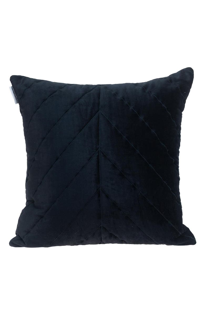 PARKLAND COLLECTION Tobyn Quilted Pillow, Main, color, Black