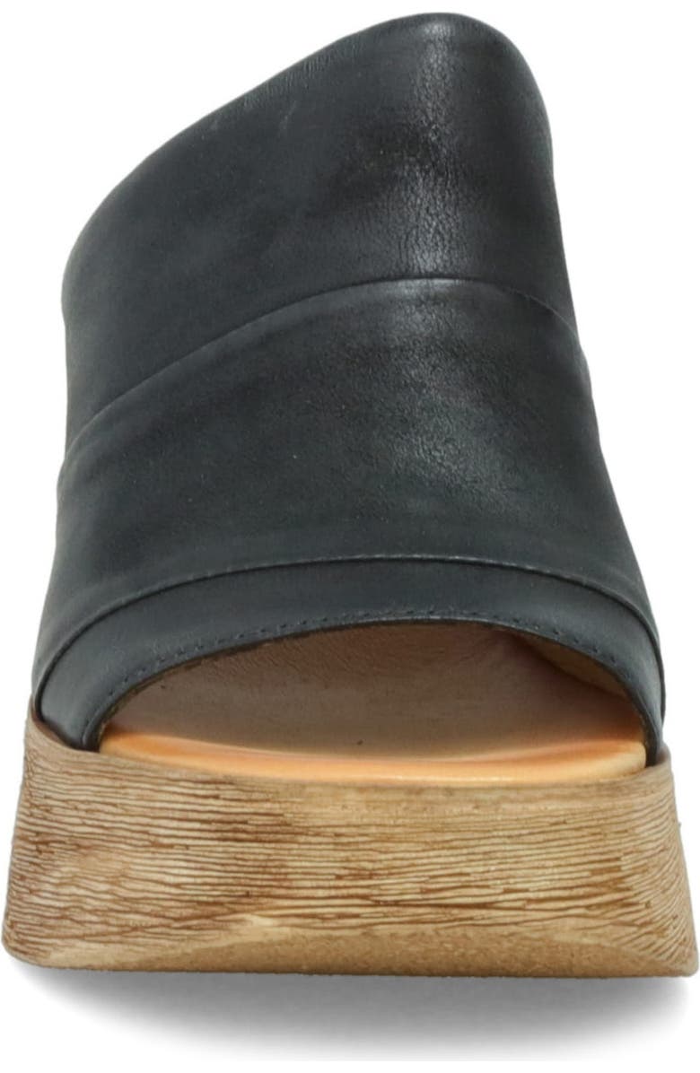 Miz Mooz Gianna Wedge Sandal, Alternate, color,