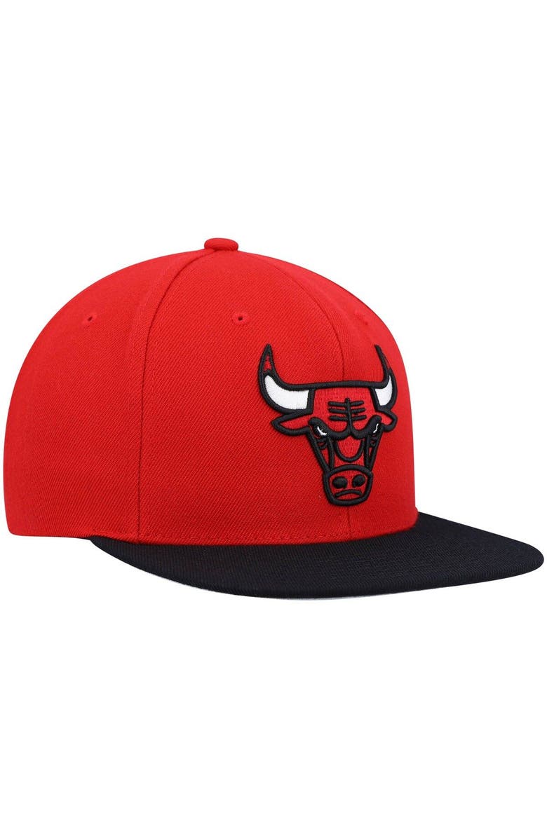 Mitchell & Ness Men's Mitchell & Ness Red/Black Chicago Bulls Team Two-Tone 2.0 Snapback Hat, Alternate, color, 