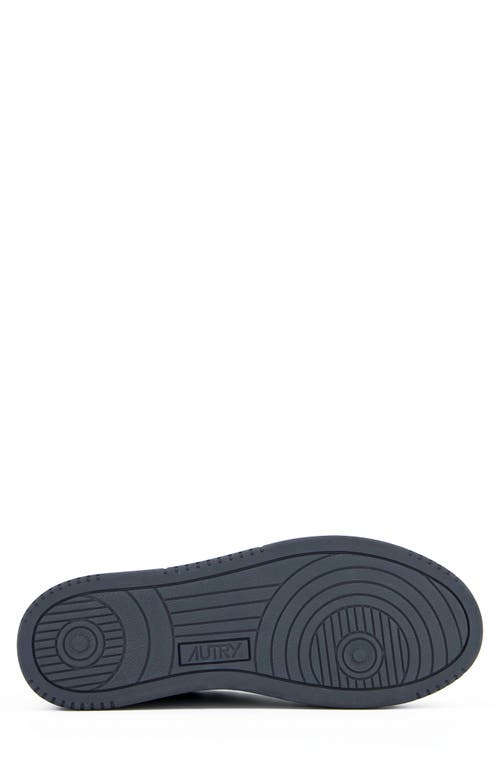 Autry Medalist Low Sneakers In Multi