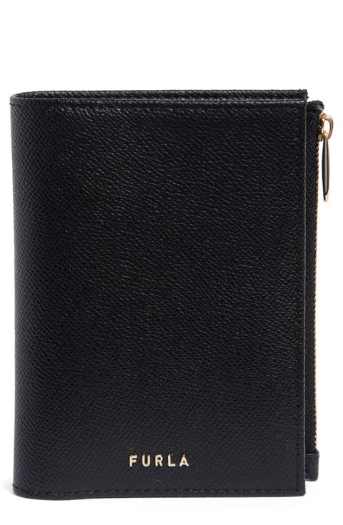 Classic Small Leather Passport Holder