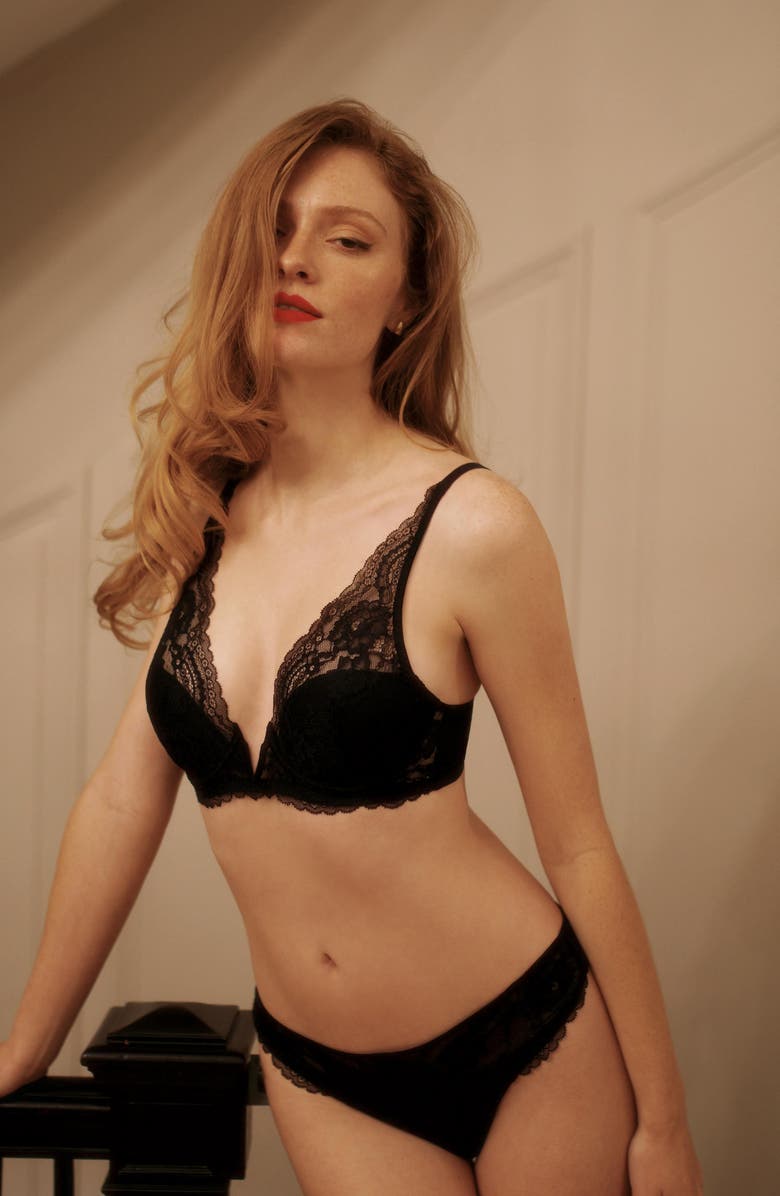 Skarlett Blue Minx Lace Plunge Lightly Lined V-Wire Bra, Alternate, color, Black