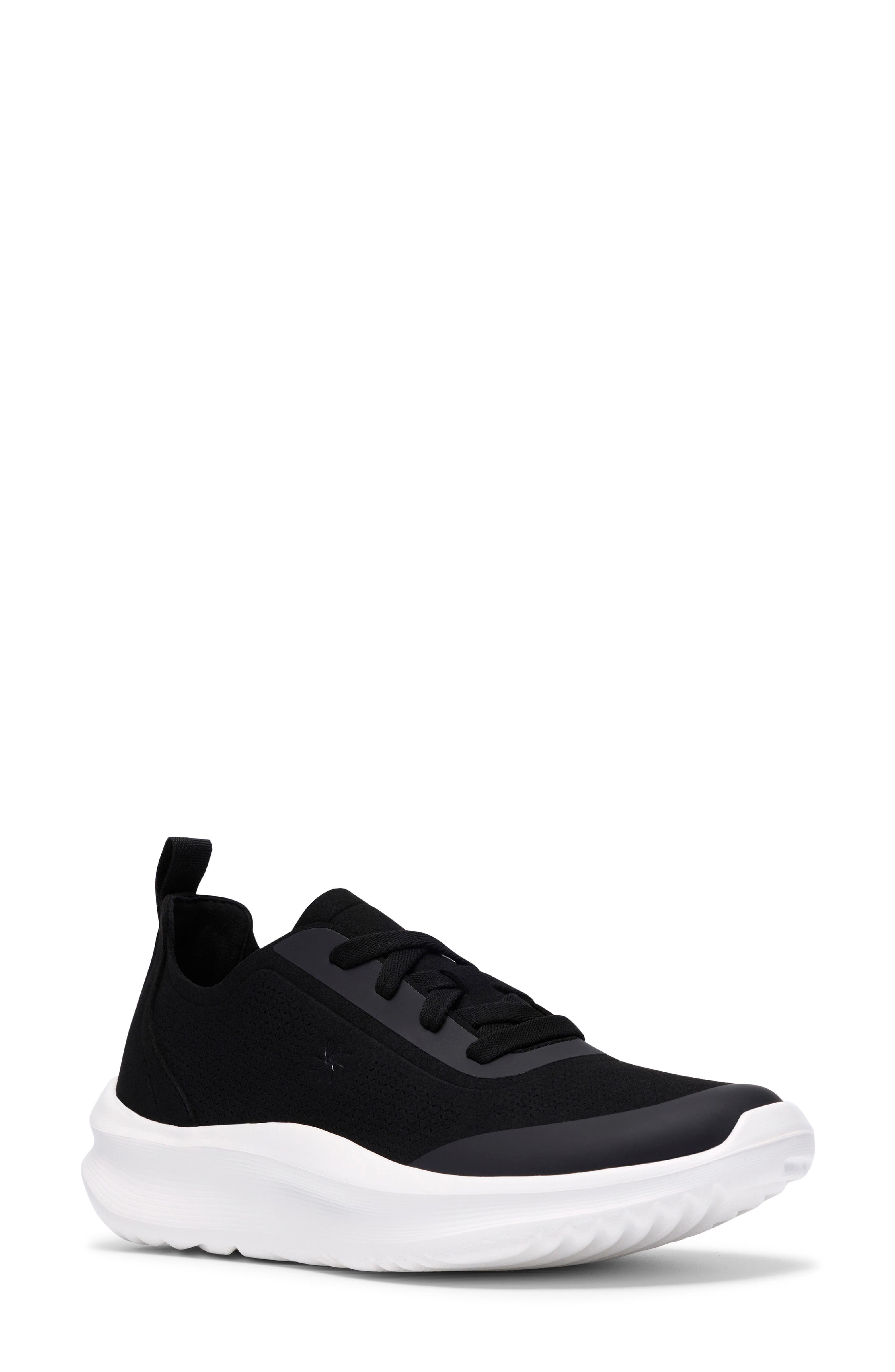 Solevana Ria Recovery Sneaker