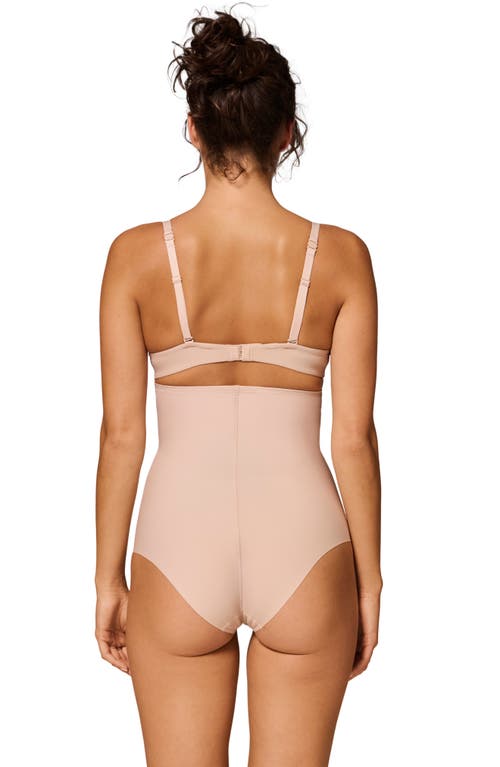 Simone Perele Story High Waist Medium Compression Brief