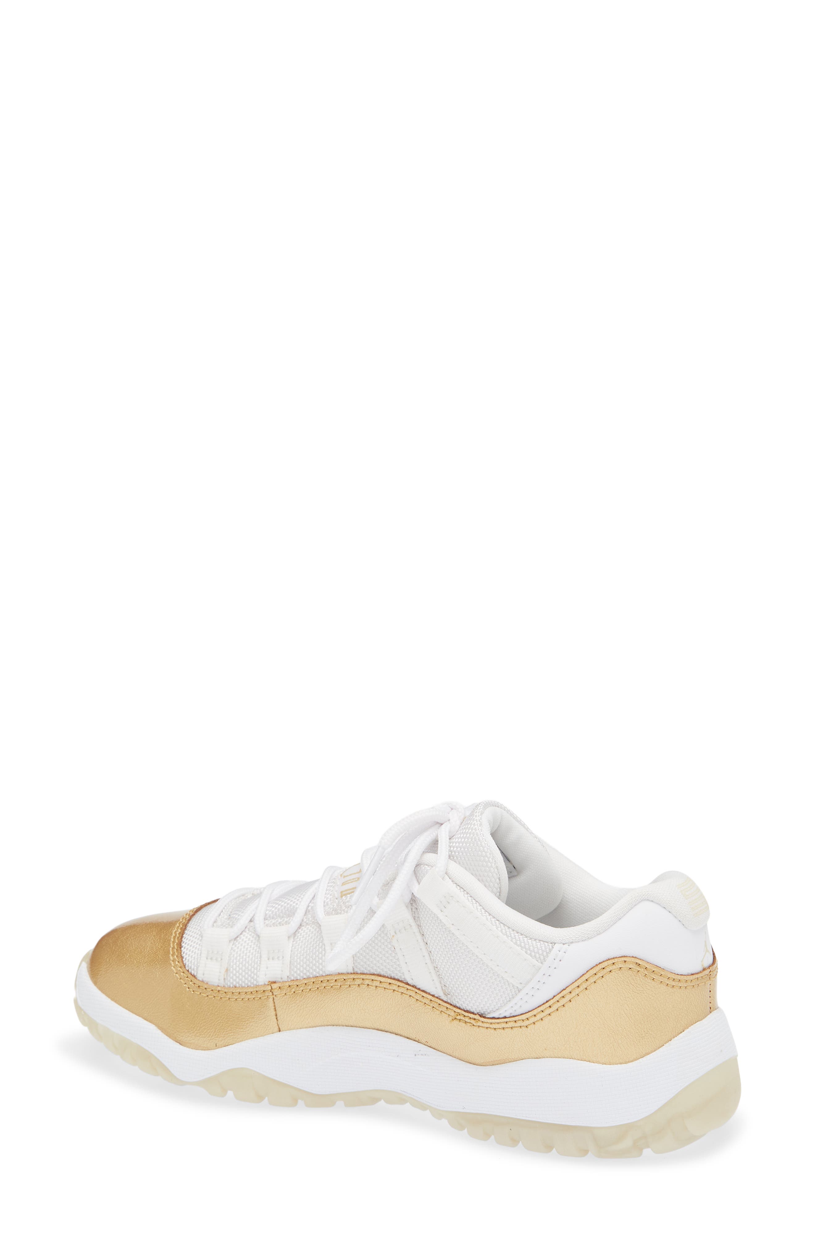 Jordan Kids' Jordan 11 Retro Low Basketball Sneaker, Alternate, color, White/ Gold