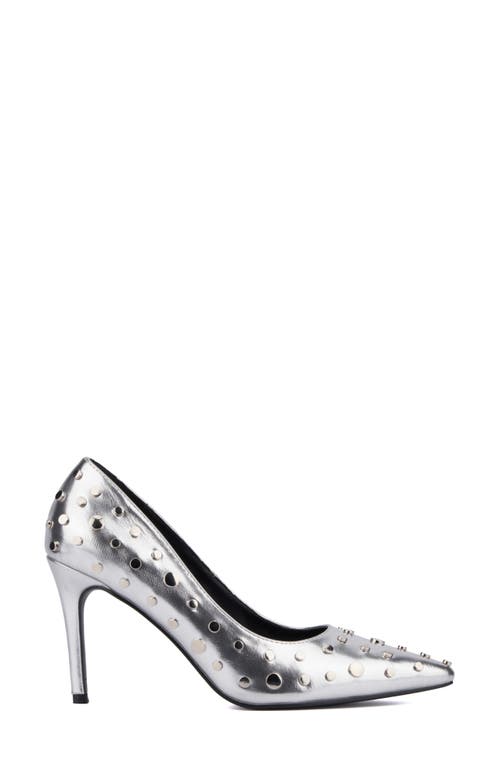 Torgeis Zoelle Studded Pump In Silver