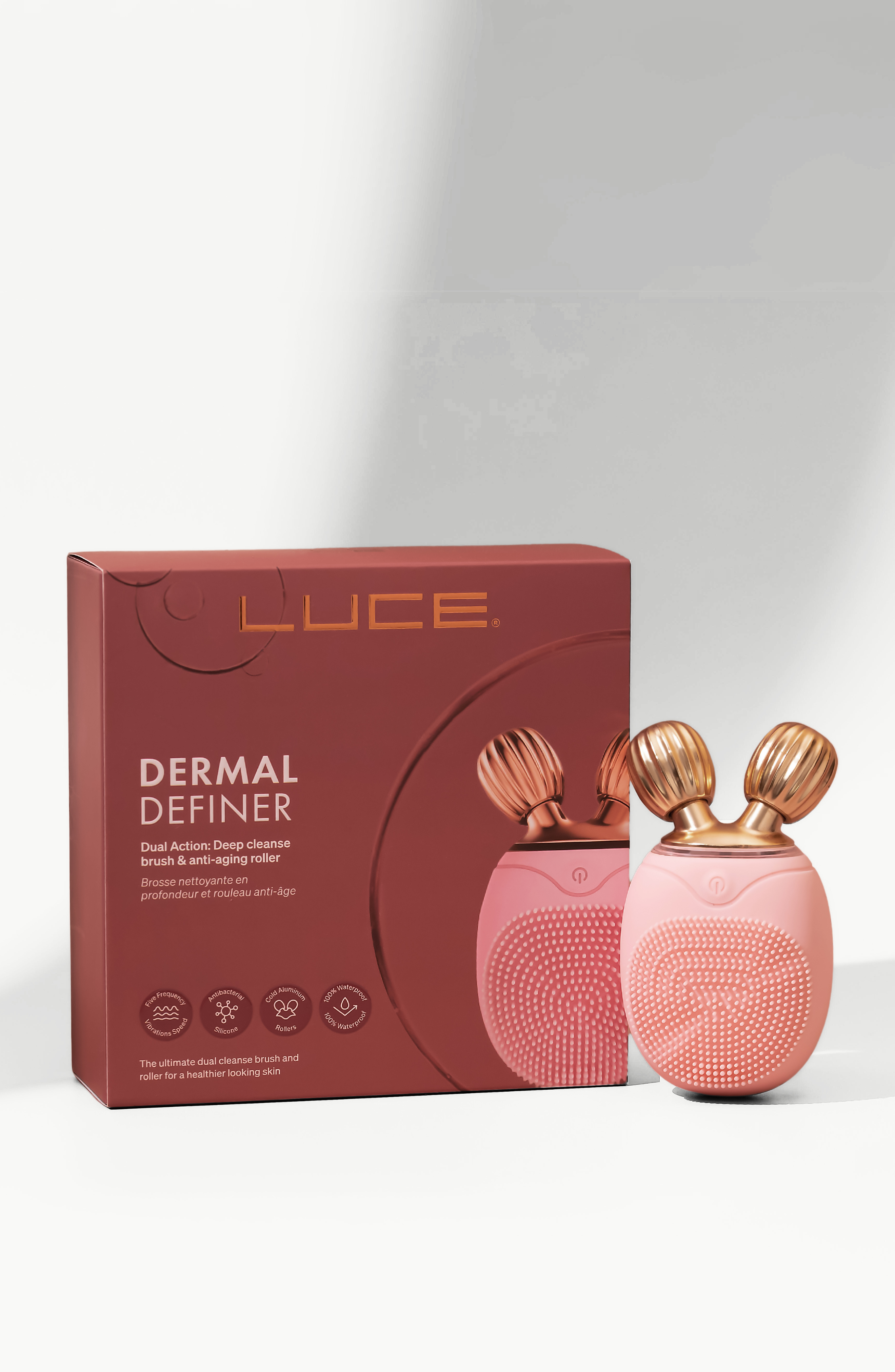 LUCE BEAUTY Dual-Sided Cleansing Face Brush, Massager & Roller - Travel-Friendly in Pink 