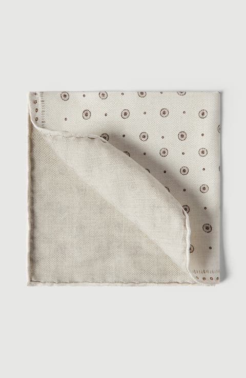 Silk pocket square with geometric design