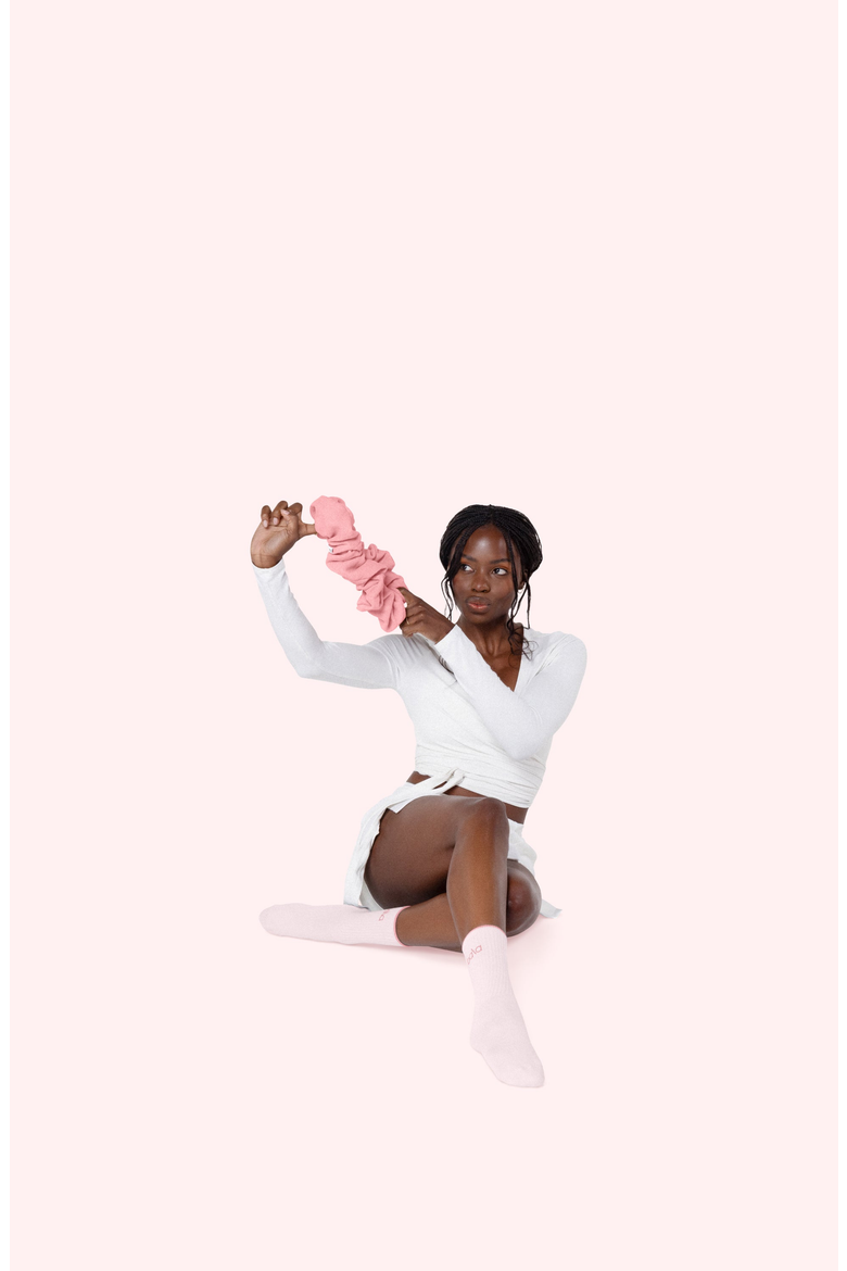 The Mat Scrunchie, Alternate, color, Blush