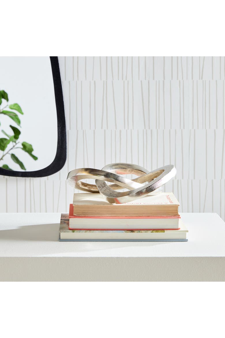 Matteo Sculpture, Alternate, color, Silver