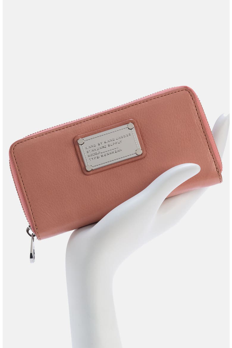 MARC BY MARC JACOBS 'Classic Q - Vertical Zippy' Wallet, Alternate, color, BLUSH