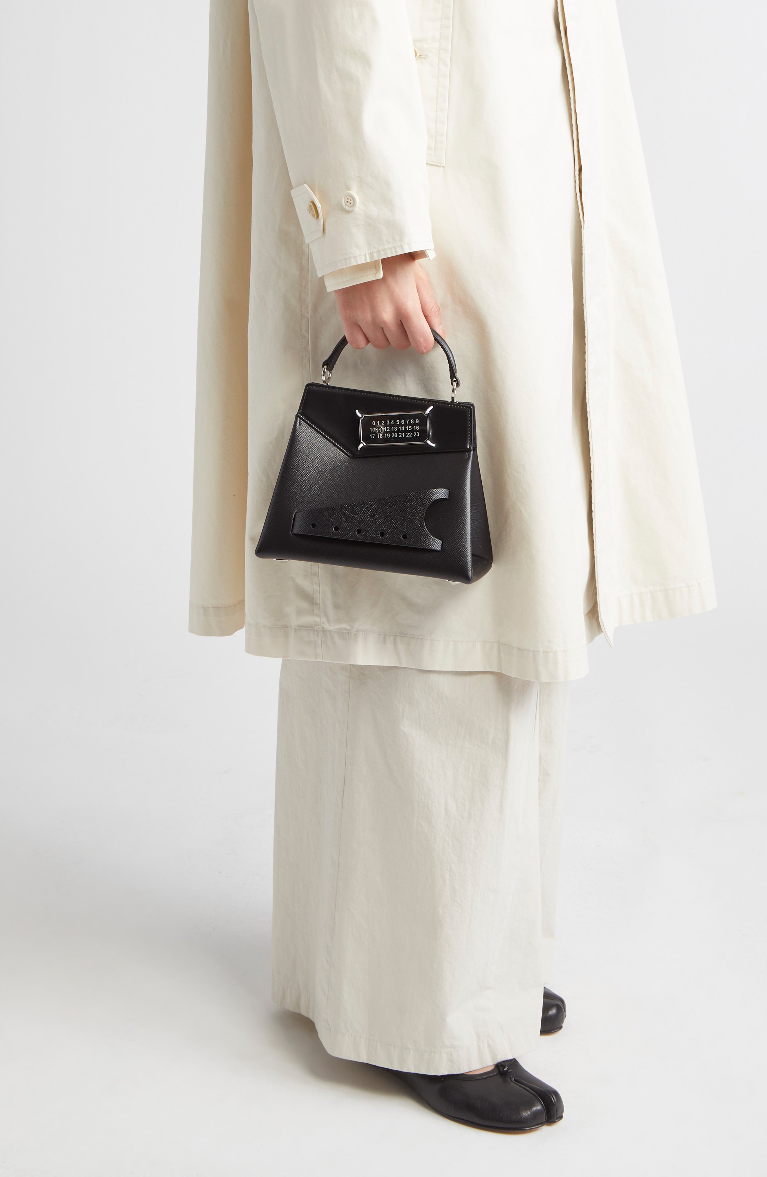 Maison Margiela Small Snatched Leather Top Handle Bag, Alternate, color, Black