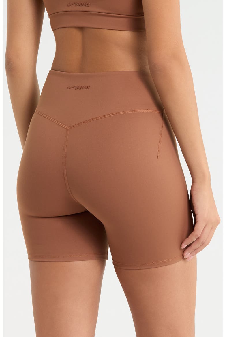 Shine Bonded Waist Bike Shorts, Alternate, color, CAROB