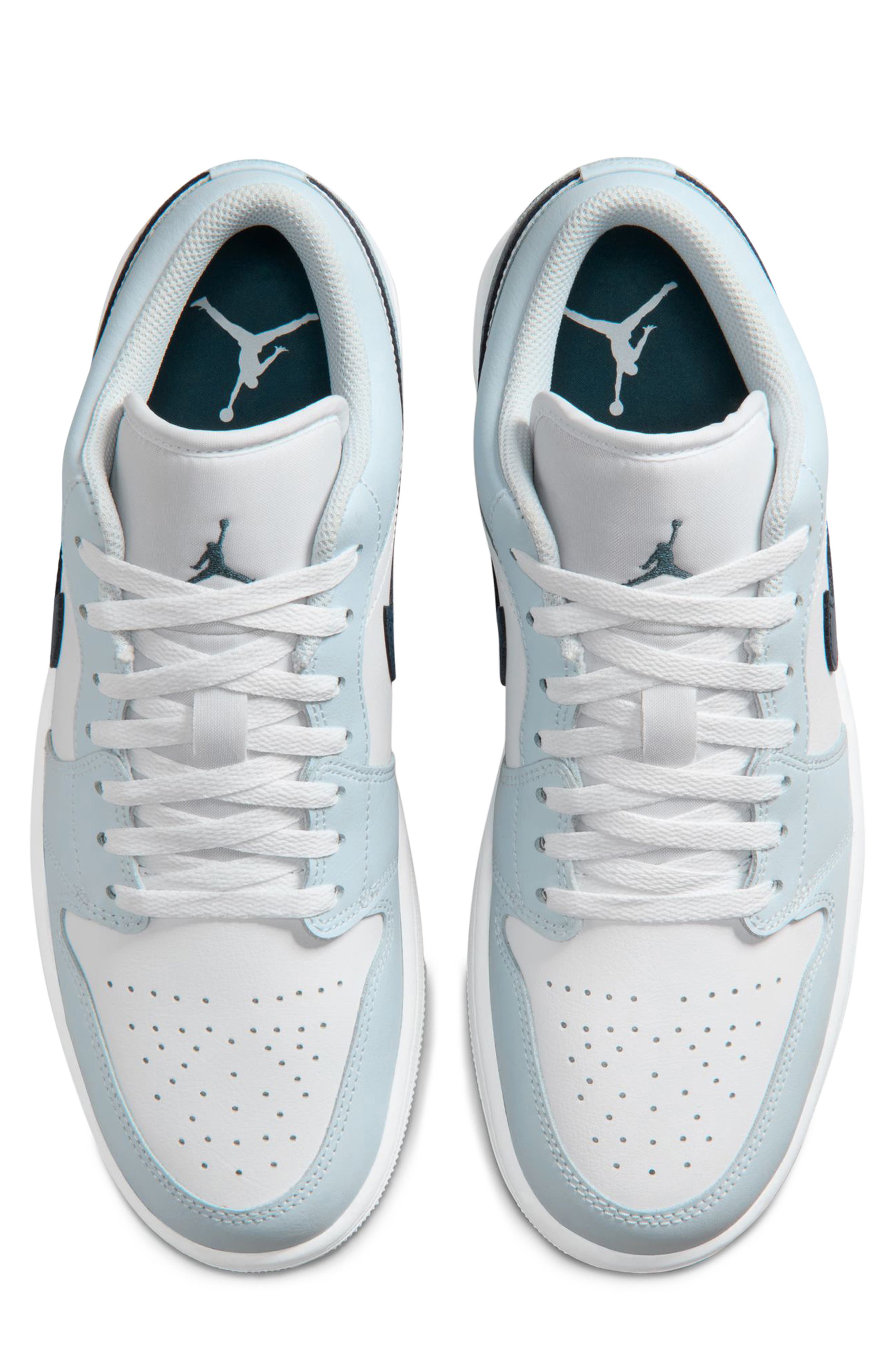 Air Jordan 1 Low Basketball Sneaker, Alternate, color, AURA/ SQUADRON BLUE