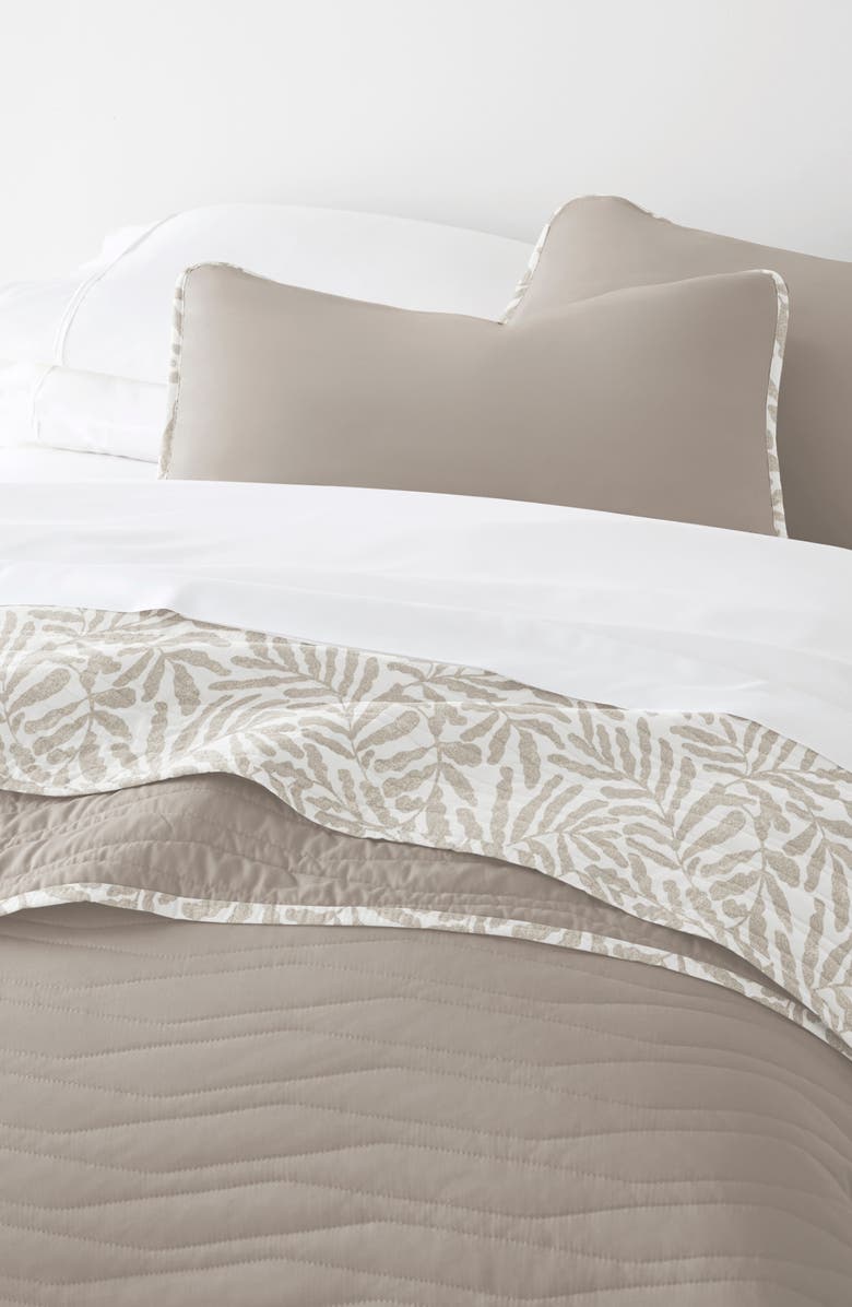 HOMESPUN Pattern Reversible Quilt & Sham Set, Alternate, color, Taupe