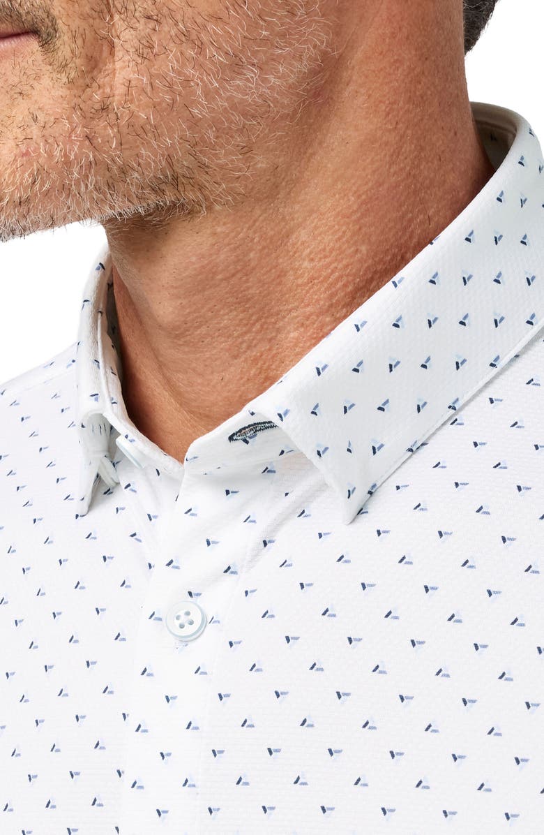 Mizzen+Main Haylard Trim Fit White Tossed Triangle Short Sleeve Button-Up Shirt, Alternate, color, White Tossed Triangle