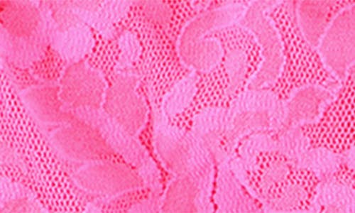 Hanky Panky 'signature Lace' Brazilian Bikini In Fiesta Pink