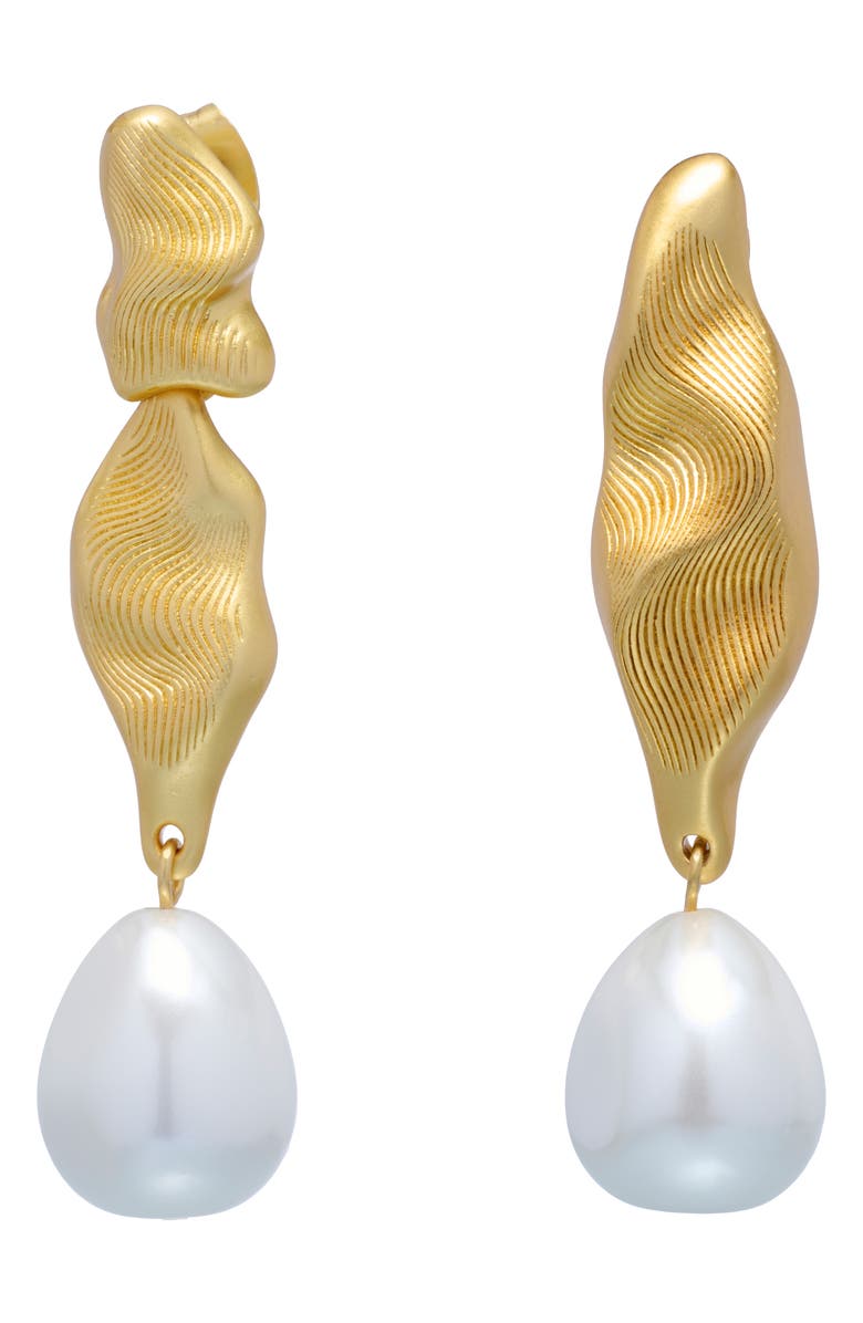 Reiss Margot Faux Pearl Mismatched Drop Earrings, Alternate, color, Gold Tone / Pearl