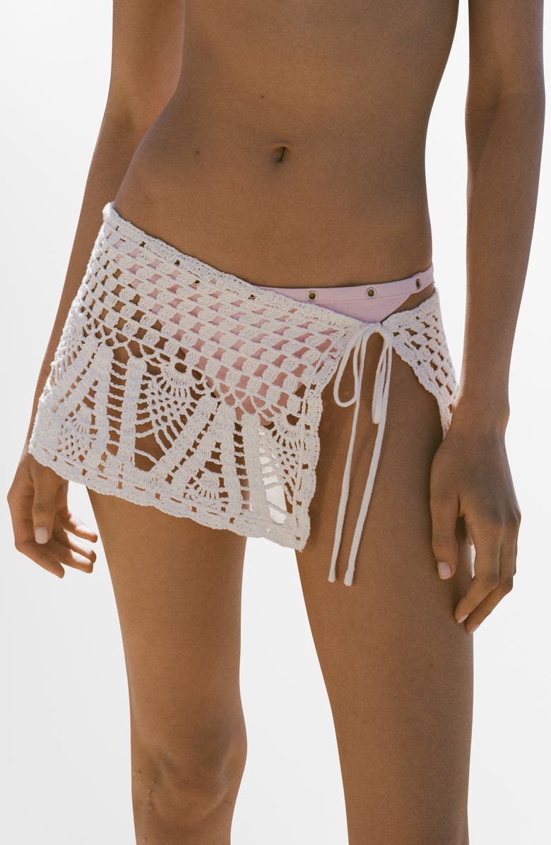 MANGO Grommet Bikini Bottoms, Alternate, color, 