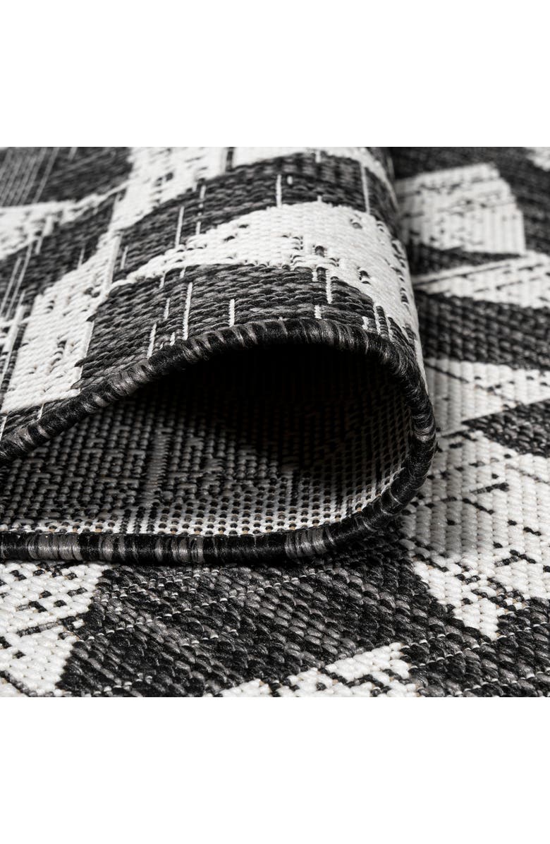 JONATHAN Y Andratx Modern Geometric Indoor/Outdoor Area Rug, Alternate, color, Black/Ivory